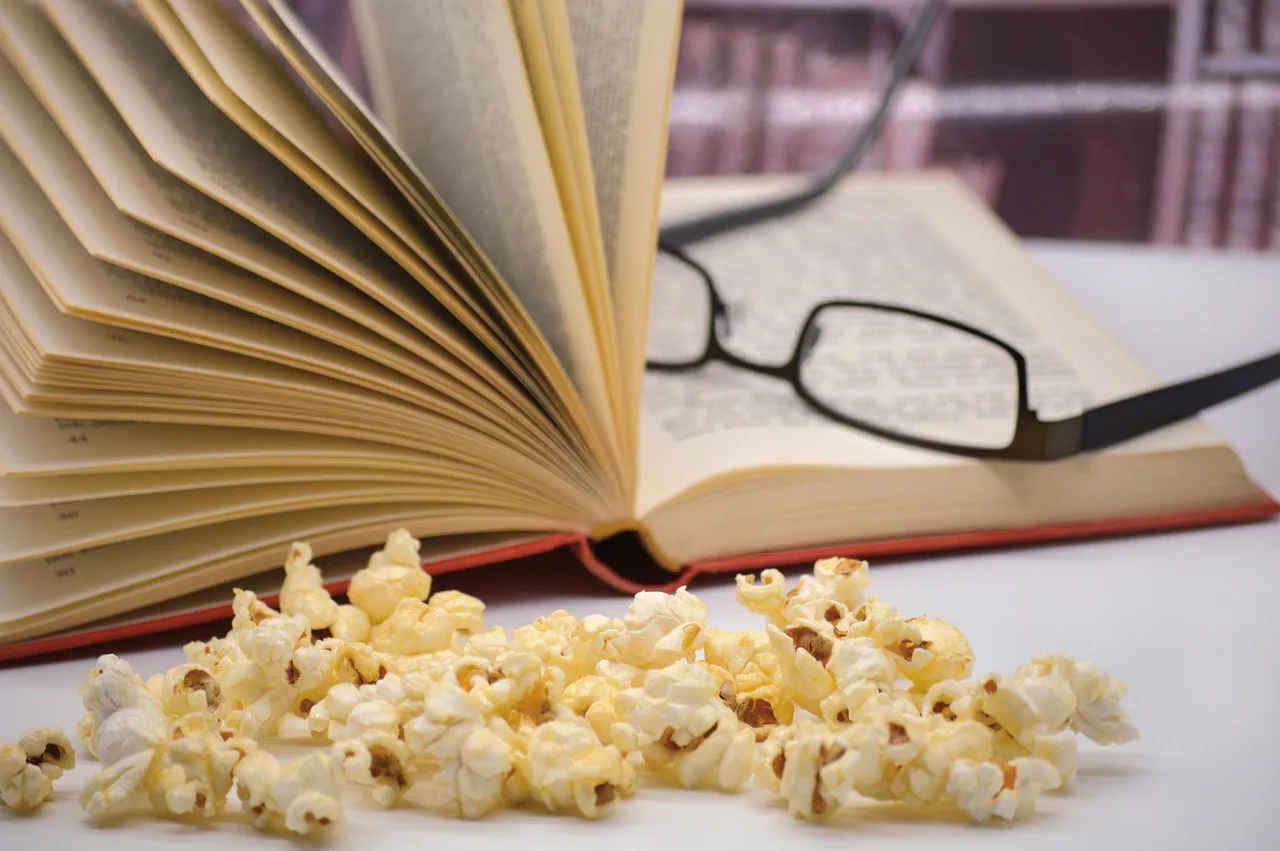 popcorn, snack, yummy, read, break, a book, leisure time, relaxation, corn, crisp, yellow, taste, meal, nutritious, comfortable, relax, glasses, to learn, cute, nibble, enjoyment, training, reading, reading material, printed product. Tutoring center team training checklist owners reuse